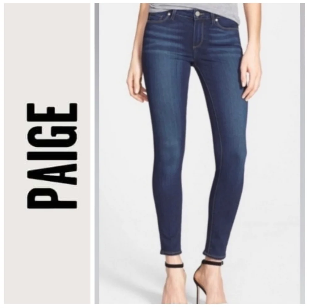 PAIGE Women's Kylie Crop Skinny Blue Jeans. Size 24